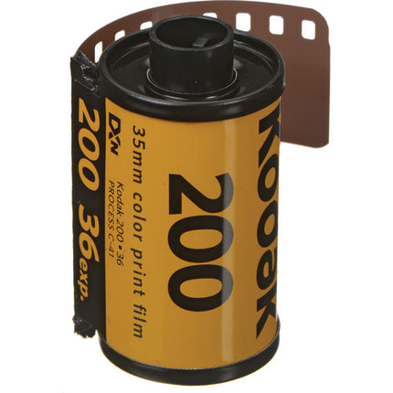 Kodak GOLD 200 Color Negative Film (35mm Roll Film- 36 Exposures)