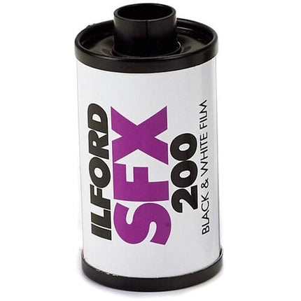 Ilford SFX 200 Black and White Negative Film (35mm Roll Film - 36 Exposures)